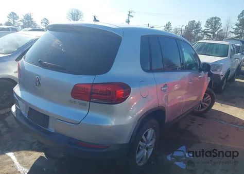 2013 Volkswagen Tiguan S z USA, uszkodzony, nr VIN WVGAV3AX7DW581983